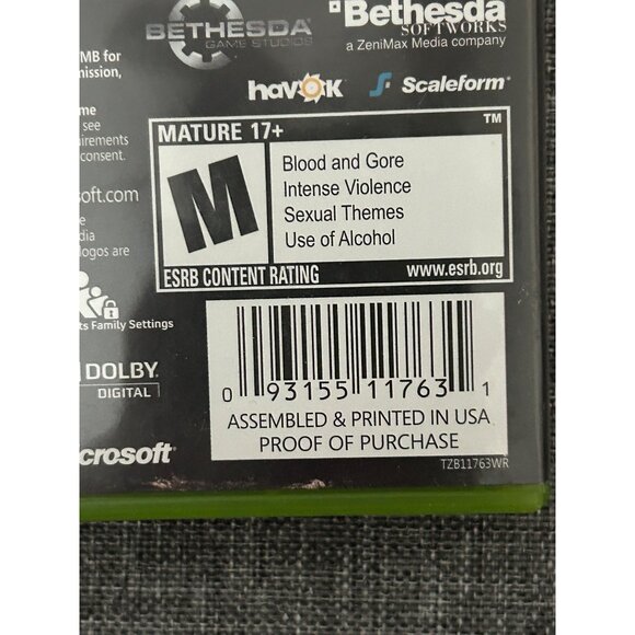 The Elder Scrolls V: Skyrim Xbox 360 2011 RPG Complete Pre-Owned - Picture 4 of 4